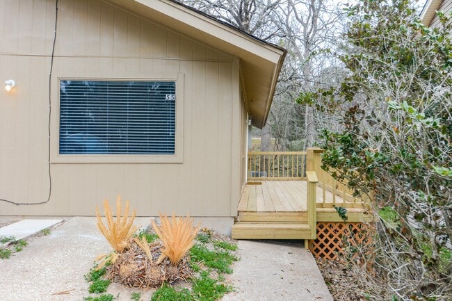 Building Photo - 51 Harbour Row Dr