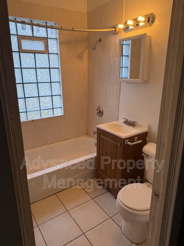 Building Photo - 2909 N 29th St