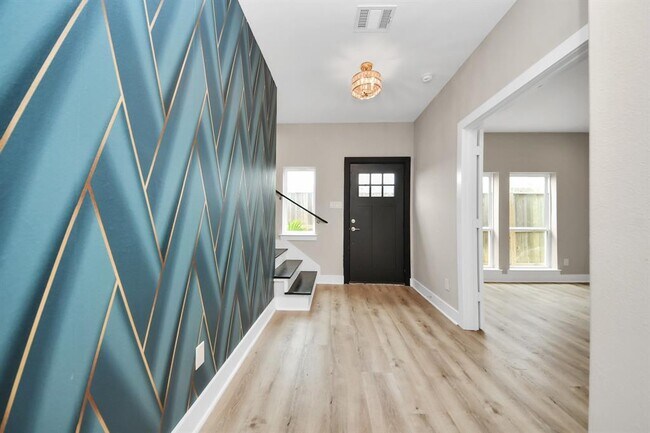 Building Photo - 3913 Griggs Rd