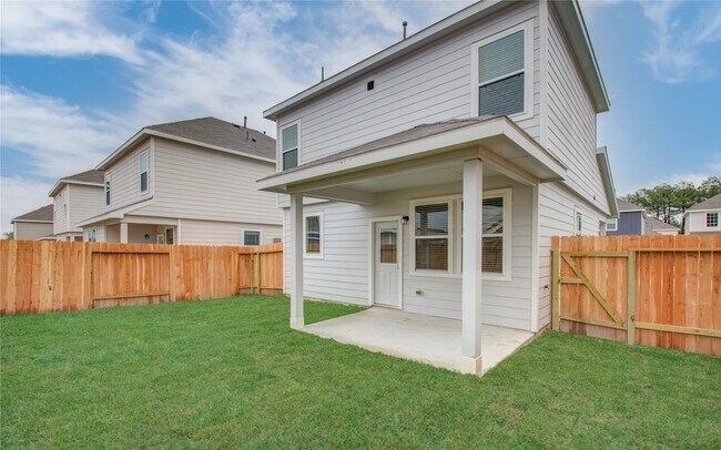 Building Photo - 21915 Grand Majestic Dr