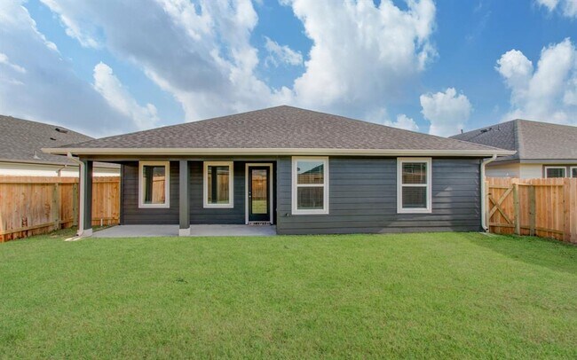 Building Photo - 1010 Desert Willow Dr