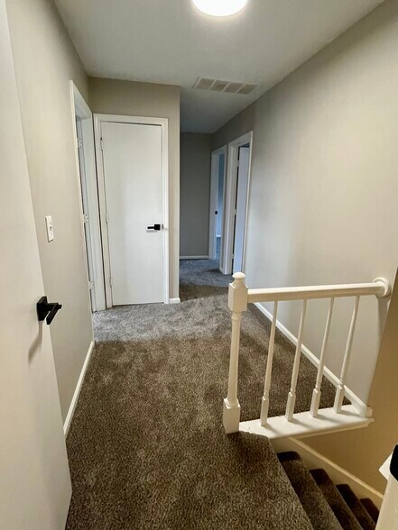 Upstairs hallway - 3803 Brunswick Dr