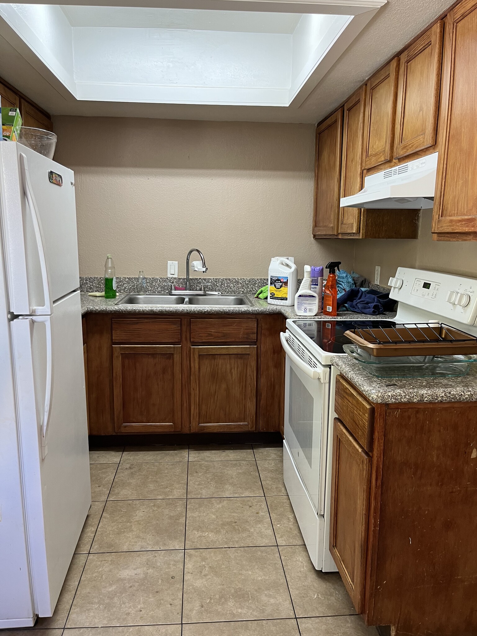 Building Photo - 1372 Pattee Cir