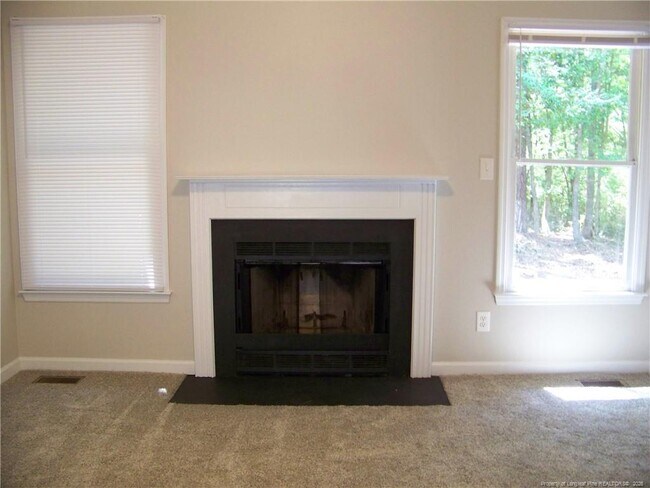 Building Photo - 1981 Wheeling St