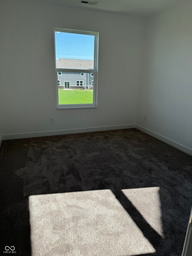 Building Photo - 1048 Bald Tree Dr