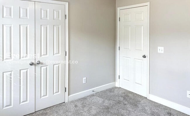 Building Photo - 115 Nasa Way