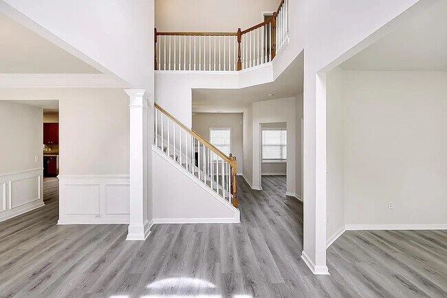 Building Photo - 126 Jordan Crest Ct