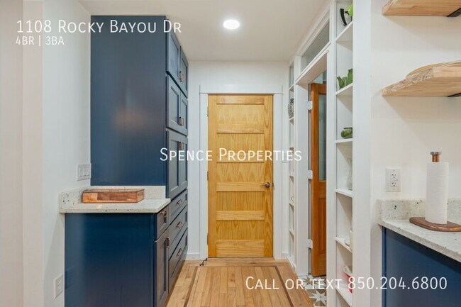 Building Photo - 1108 Rocky Bayou Dr