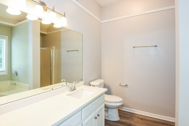 Building Photo - 680 Josh Ln