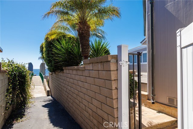 Building Photo - 31061 Aliso Cir