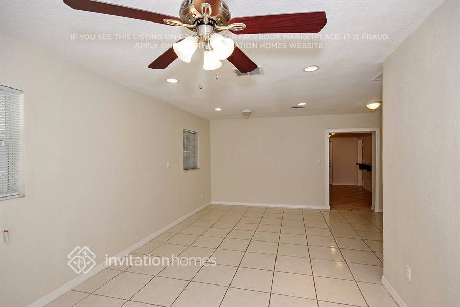 Building Photo - 5005 Steyr St