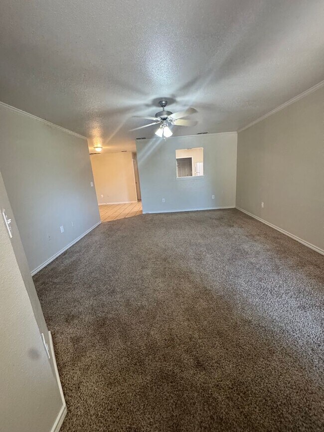 Building Photo - 1208 N Bangor Ave