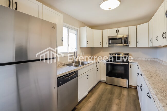 Building Photo - 4719 NW Fisk Ave