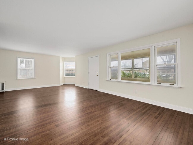 Building Photo - 122 S Prospect St