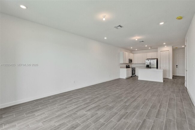 Building Photo - 3777 Harborside Ave