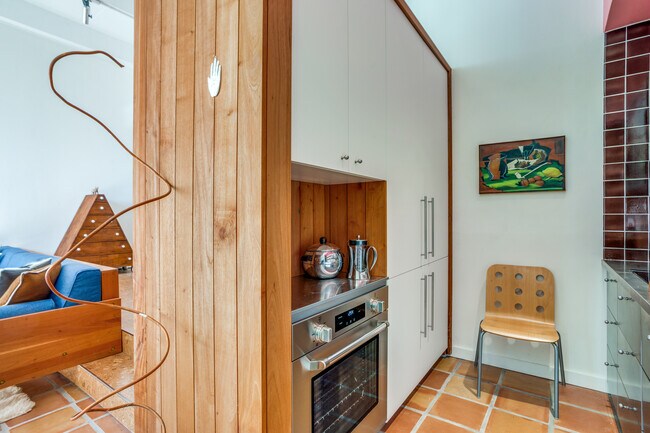 Building Photo - 4500 Westridge Ave