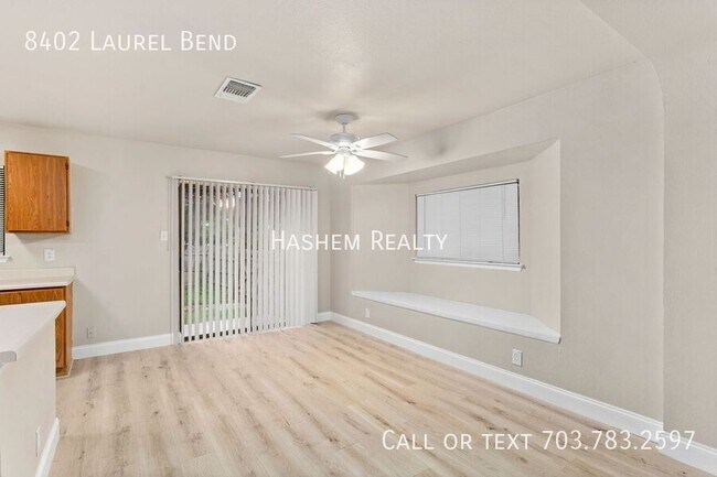 Building Photo - 8402 Laurel Bend