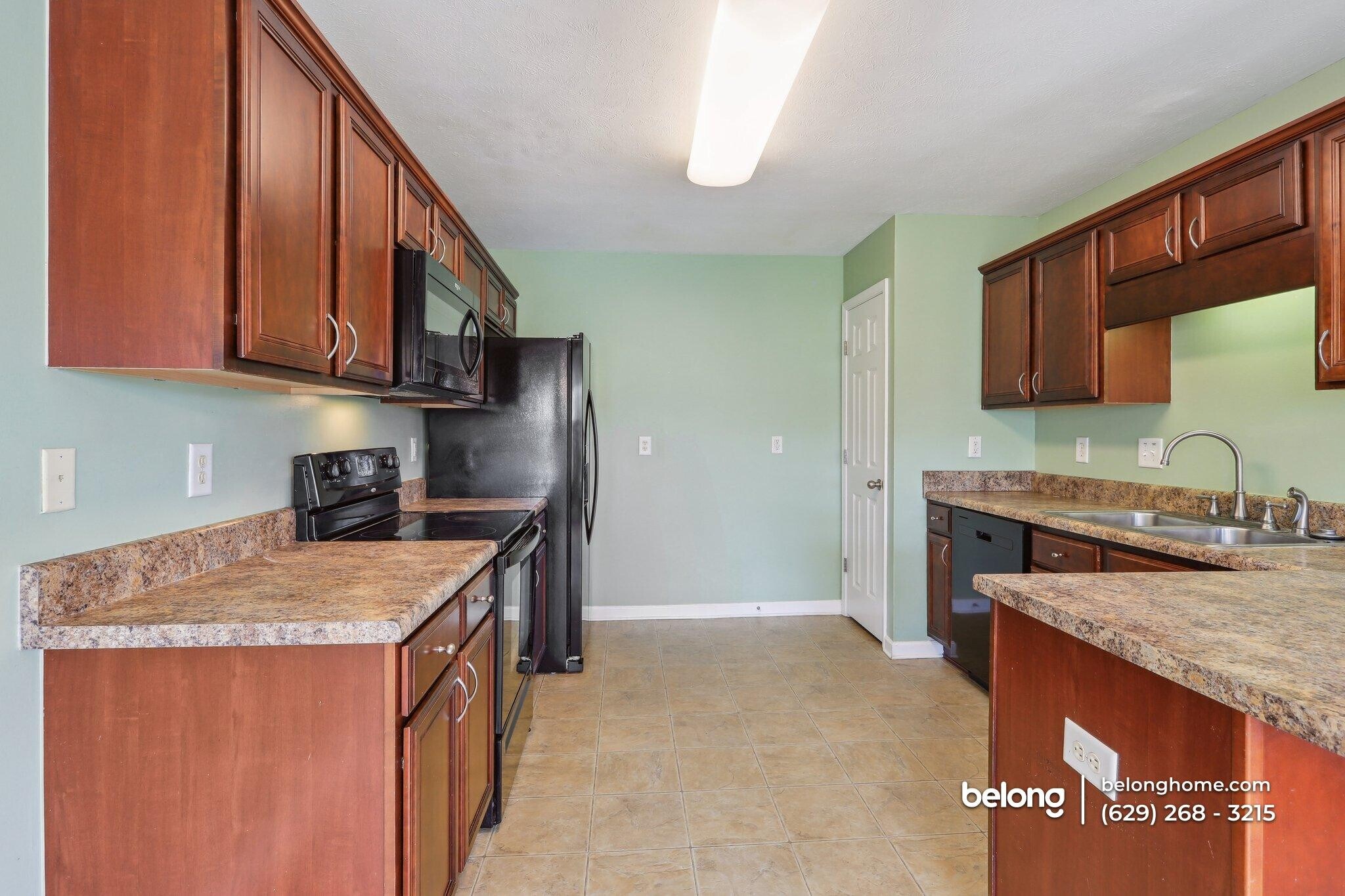 Building Photo - 404 Birdstone Dr