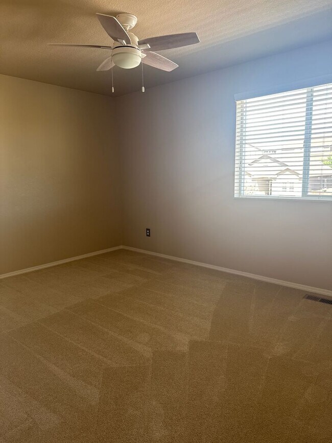 Building Photo - 10732 Echo Canyon Dr