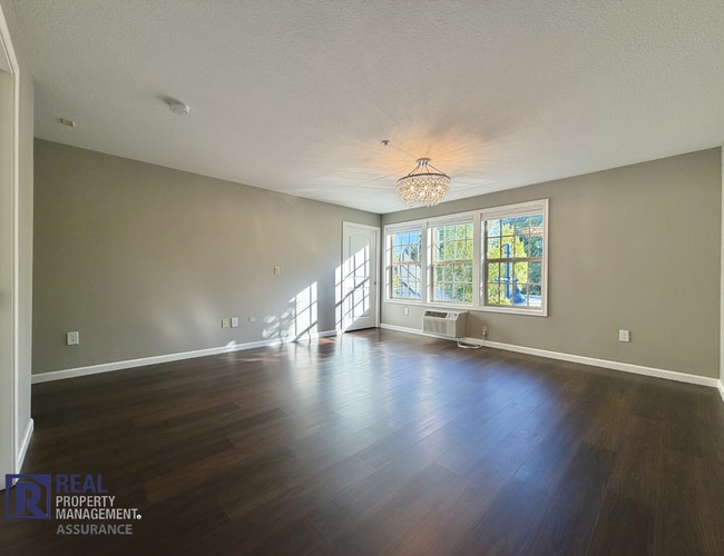 Building Photo - 22582 SW Main St