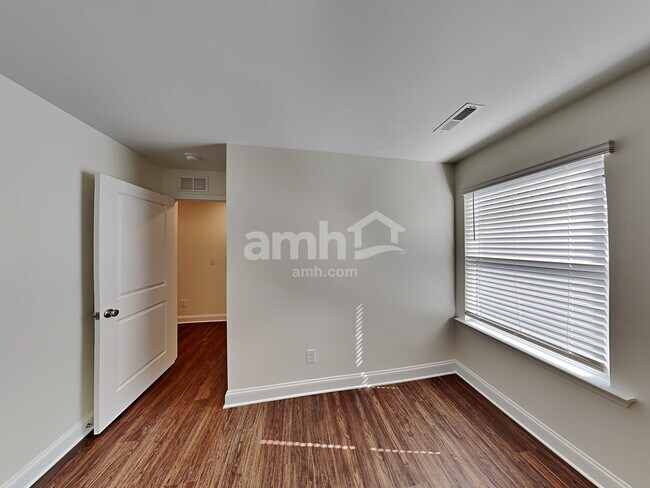 Building Photo - 1147 Bethany Dallas Dr