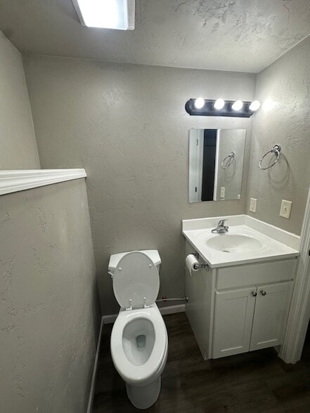Second bath - 420 S Franklin St
