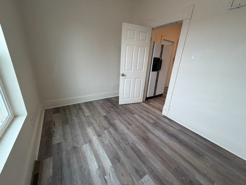 Building Photo - 2130 4th Ave