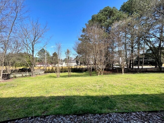 Building Photo - 3707 Rogers Cove