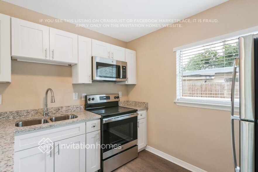 Building Photo - 7600 14th St N