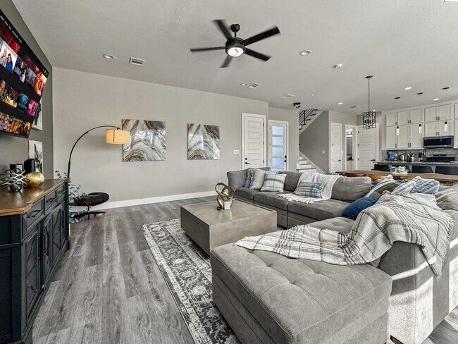 Building Photo - 2408 Pennsylvania Ave