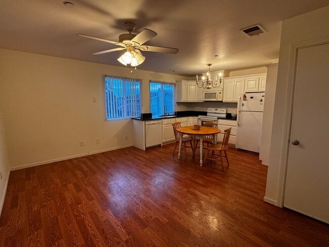 Building Photo - One Bedroom  ADU for Rent