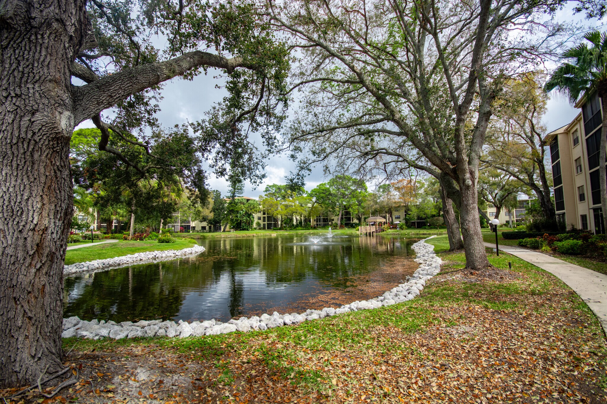 Building Photo - 305 30th Ave W