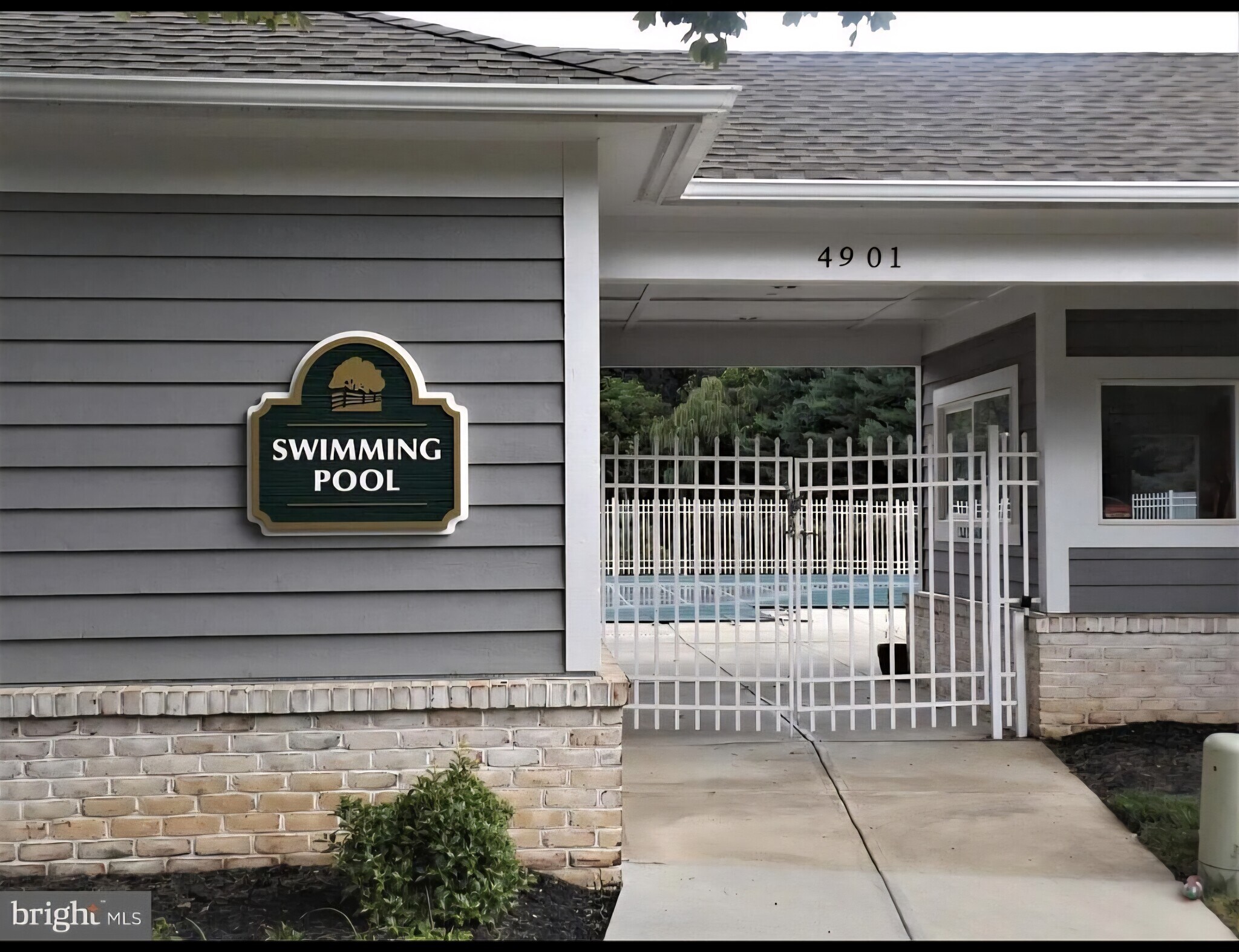 Building Photo - 5000 Willow Branch Way
