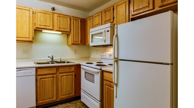 Building Photo - 3055 Brittany Ln NW