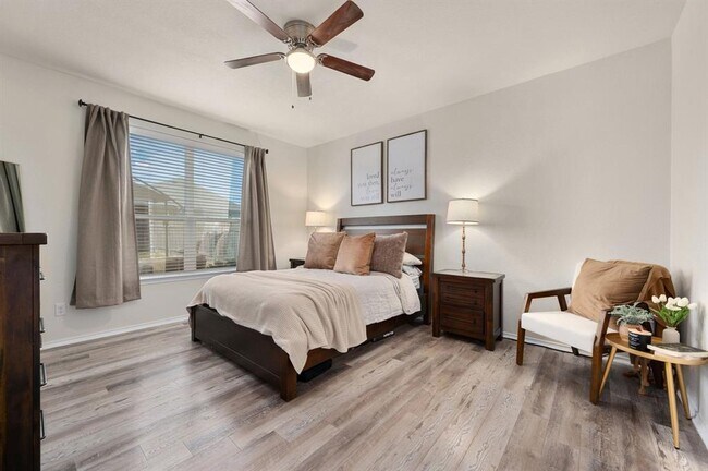 Building Photo - 13820 James Garfield St