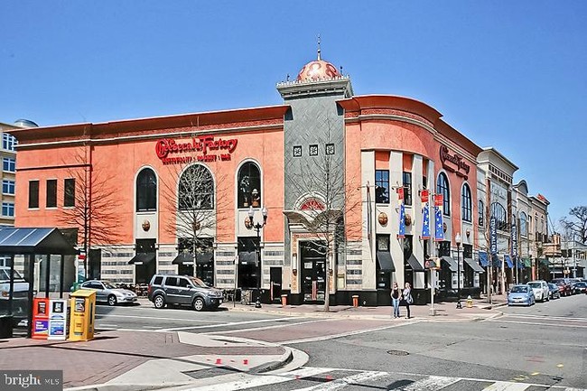 Building Photo - 1201 N Garfield St