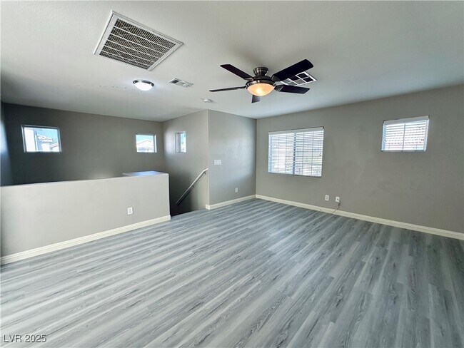 Building Photo - 8923 Deep Ridge Ct