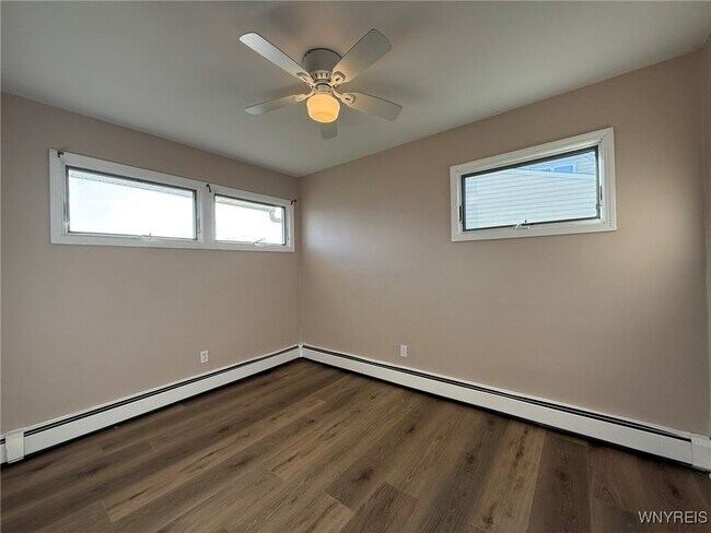 Building Photo - 107 Revere Rd