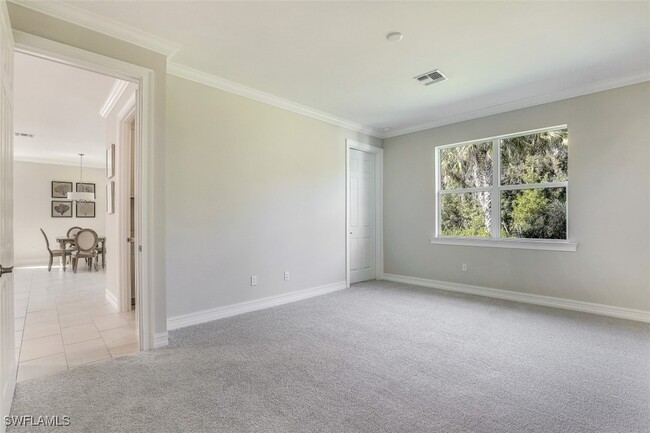 Building Photo - 315 Tamarindo Ln