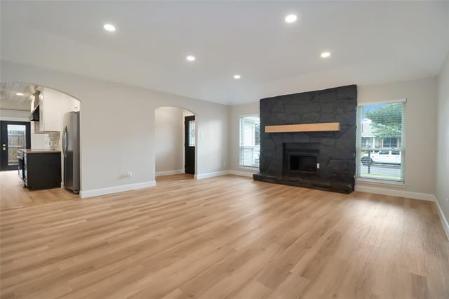 Building Photo - 116 Grand Meadow Dr