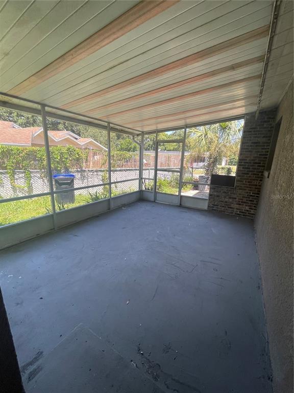 Building Photo - 4200 Kildaire Ave