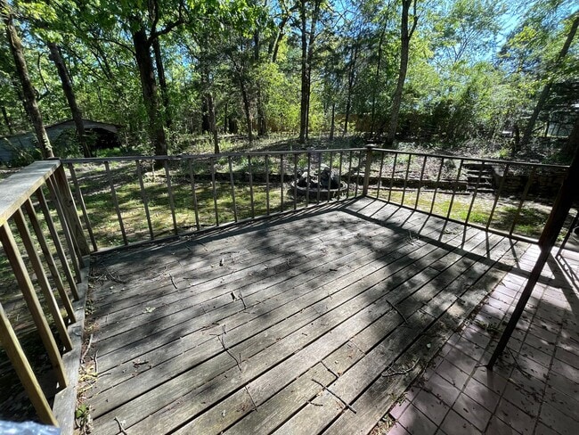 Building Photo - 148 Hwy 30 E