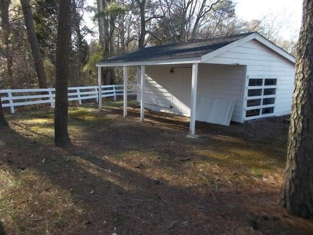 Building Photo - 35448 Windingdale Dr