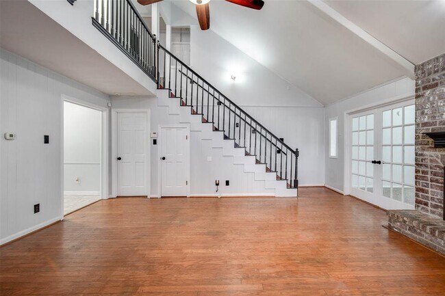 Building Photo - 15319 Paseo Del Rey Dr