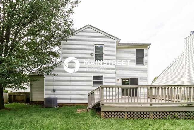 Building Photo - 3 Bedroom Pet-Friendly Home in Louisville,...