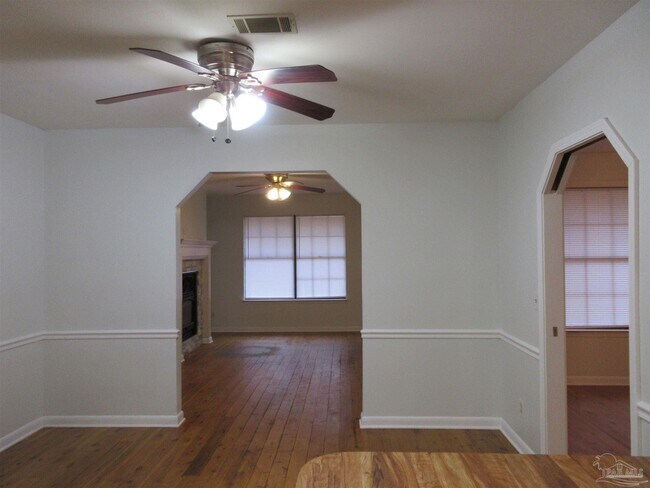 Building Photo - 5060 Saints Ln