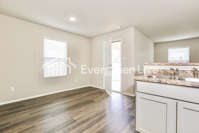 Building Photo - 52 Dunnaway Dr