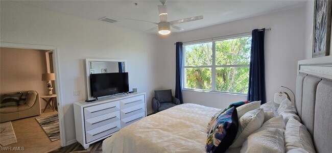 Building Photo - 14543 Abaco Lakes Dr