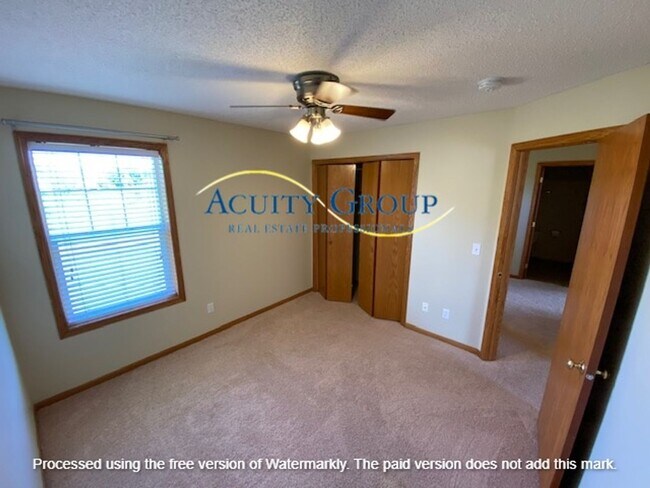 Building Photo - 3BR, 2BA Townhome for Rent in Zimmerman