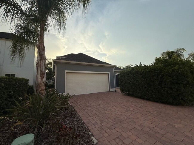 Building Photo - 1115 Damask St